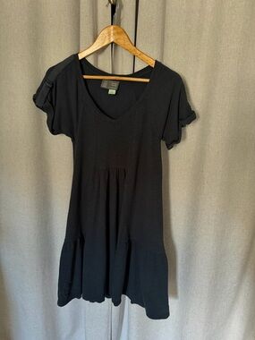 Navy V-Neck Short Sleeve Tiered Tunic Dress